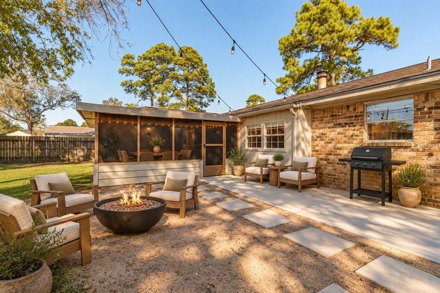 7507 Maple Lane, Baytown, TX 77521