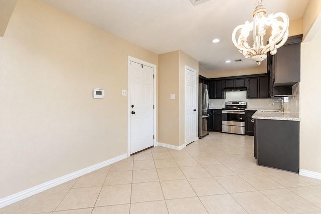 7507 Maple Lane, Baytown, TX 77521