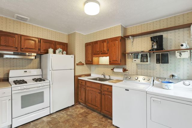 2837 Lowell Drive, Columbus, OH 43204