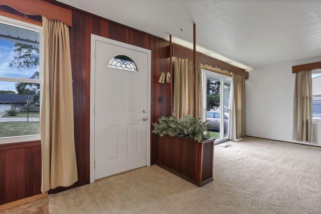2837 Lowell Drive, Columbus, OH 43204