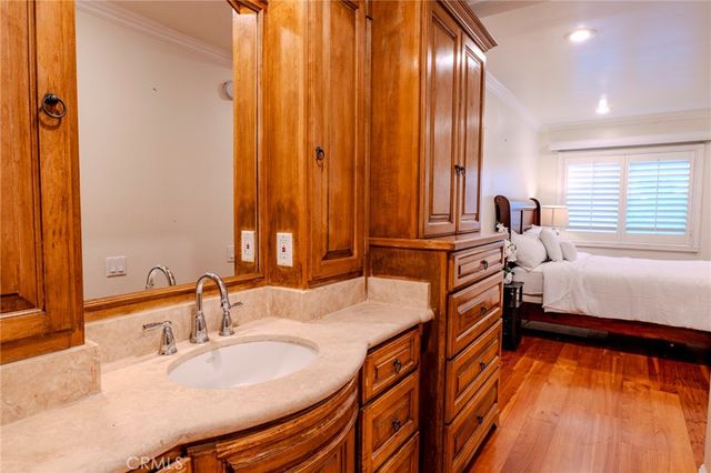 5460 White Oak Avenue C224, Encino, CA 91316