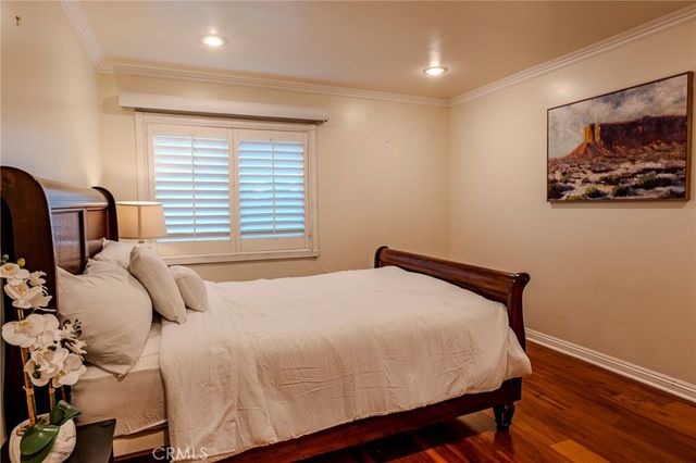 5460 White Oak Avenue C224, Encino, CA 91316