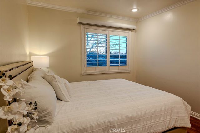 5460 White Oak Avenue C224, Encino, CA 91316