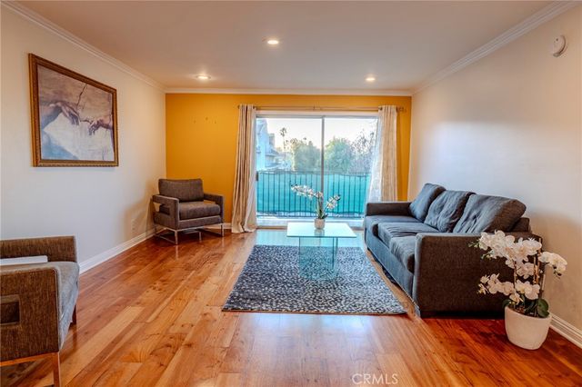 5460 White Oak Avenue C224, Encino, CA 91316