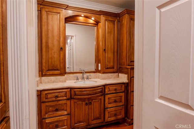 5460 White Oak Avenue C224, Encino, CA 91316