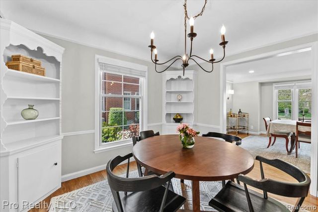 429 Roland Road, Grosse Pointe Farms, MI 48236