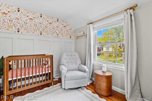 429 Roland Road, Grosse Pointe Farms, MI 48236