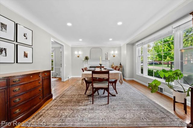 429 Roland Road, Grosse Pointe Farms, MI 48236