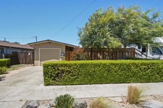 530 B Street, Hollister, CA 95023