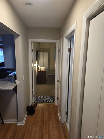 330 Savin Avenue 32, West Haven, CT 06516