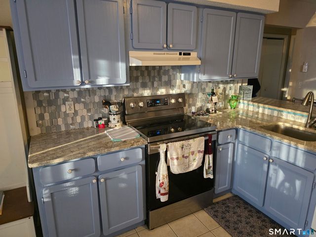 330 Savin Avenue 32, West Haven, CT 06516