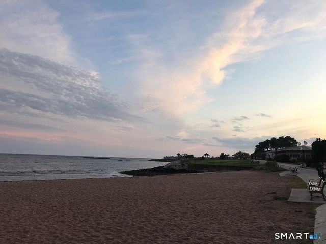 330 Savin Avenue 32, West Haven, CT 06516