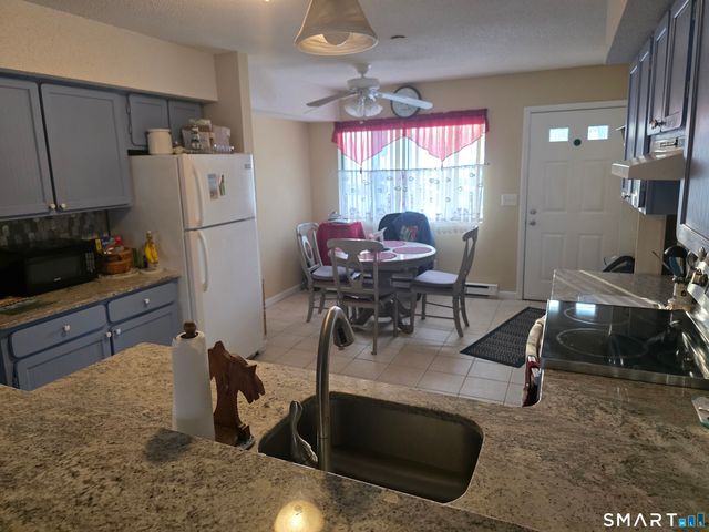 330 Savin Avenue 32, West Haven, CT 06516