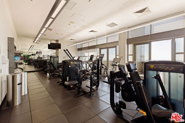 1155 S Grand Avenue 2107, Los Angeles, CA 90015