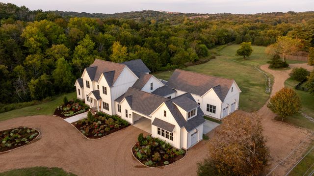 9944 Maupin Rd, Brentwood, TN 37027
