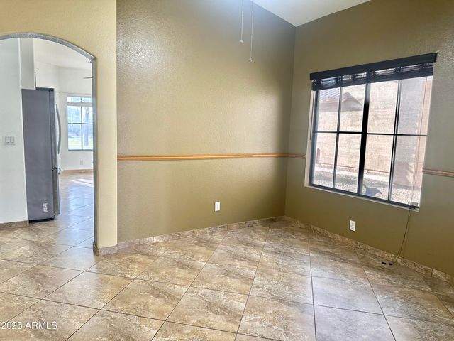 8916 W CHERRY HILLS Drive, Peoria, AZ 85345