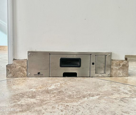 8916 W CHERRY HILLS Drive, Peoria, AZ 85345