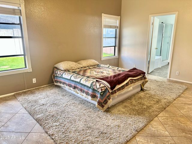 8916 W CHERRY HILLS Drive, Peoria, AZ 85345