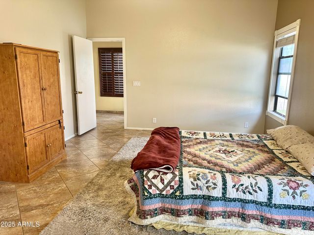 8916 W CHERRY HILLS Drive, Peoria, AZ 85345