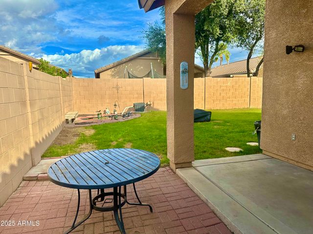 8916 W CHERRY HILLS Drive, Peoria, AZ 85345