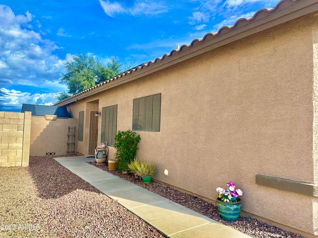 8916 W CHERRY HILLS Drive, Peoria, AZ 85345