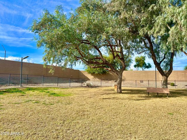 8916 W CHERRY HILLS Drive, Peoria, AZ 85345