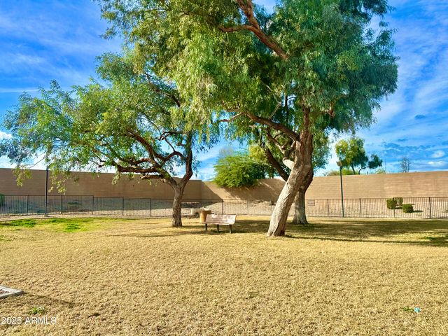 8916 W CHERRY HILLS Drive, Peoria, AZ 85345