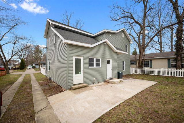 604 Orchard Street, Dowagiac, MI 49047