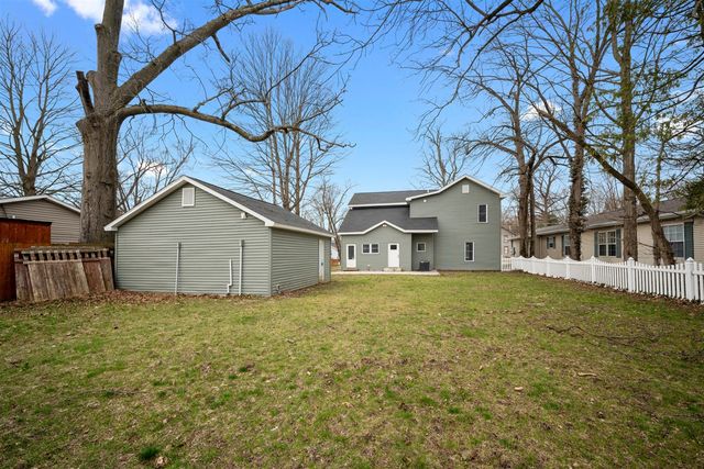 604 Orchard Street, Dowagiac, MI 49047