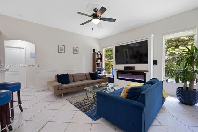 115 Kapok Crescent, Royal Palm Beach, FL 33411