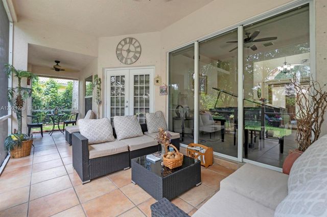 115 Kapok Crescent, Royal Palm Beach, FL 33411