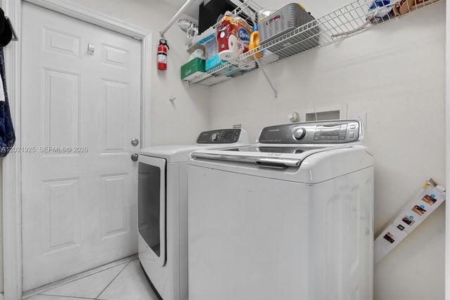 115 Kapok Crescent, Royal Palm Beach, FL 33411