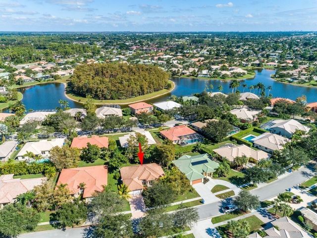115 Kapok Crescent, Royal Palm Beach, FL 33411