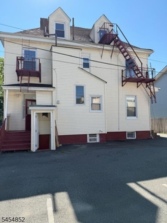 23 Washington Ter, East Orange City, NJ 07017 — photo 2