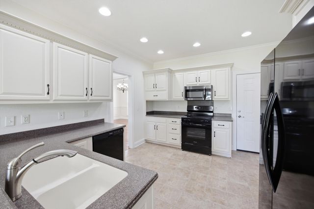 29 Arbor Woods Circle, Ringgold, GA 30736