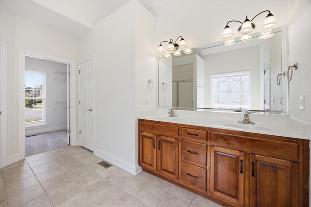 29 Arbor Woods Circle, Ringgold, GA 30736
