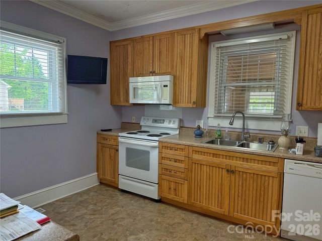 2102 Hickory Grove Road, Gastonia, NC 28056