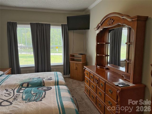 2102 Hickory Grove Road, Gastonia, NC 28056