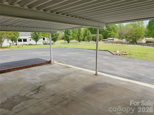 2102 Hickory Grove Road, Gastonia, NC 28056