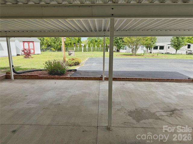 2102 Hickory Grove Road, Gastonia, NC 28056