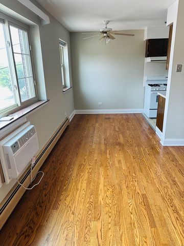 6300 W Irving Park Road 204, Chicago, IL 60634