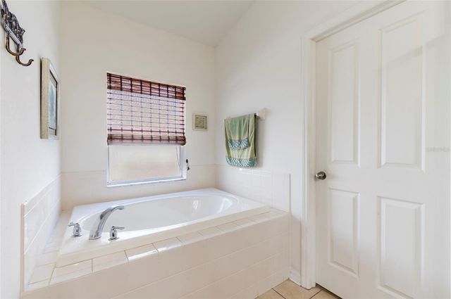 6613 BLUFF MEADOW COURT, Wesley Chapel, FL 33545