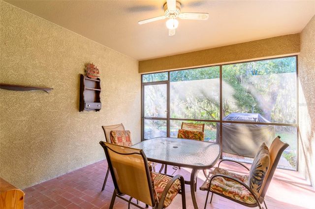 6613 BLUFF MEADOW COURT, Wesley Chapel, FL 33545