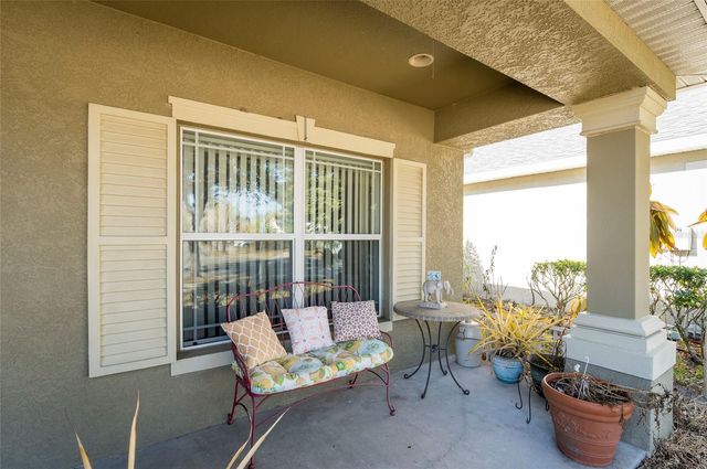 6613 BLUFF MEADOW COURT, Wesley Chapel, FL 33545