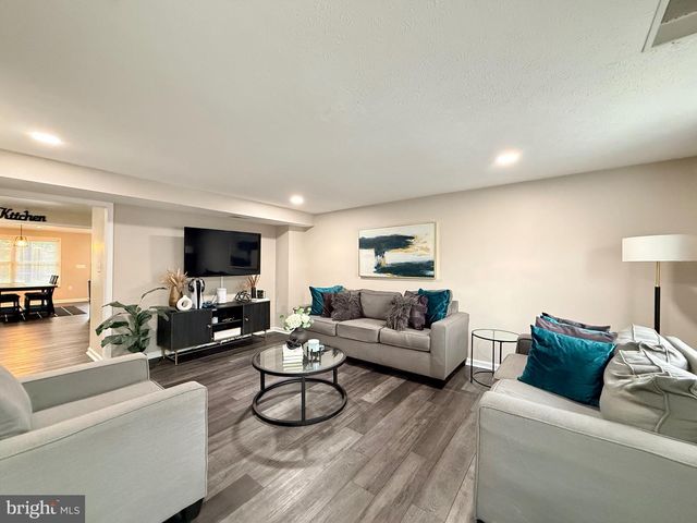 6416 LACROSSE LN NE, Glen Burnie, MD 21061