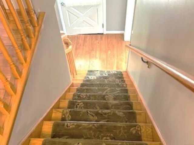 30 Clinton Place, Wallingford, CT 06492