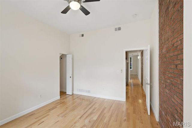 1900 Sidney Street D, St Louis, MO 63104
