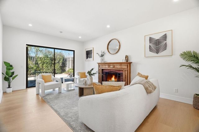 629 Pilgrim Drive, Foster City, CA 94404