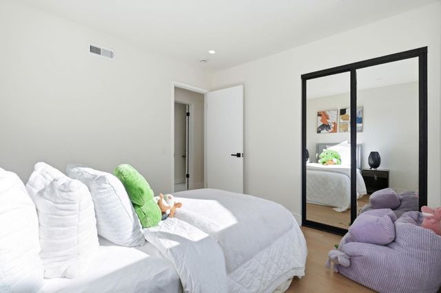 629 Pilgrim Drive, Foster City, CA 94404