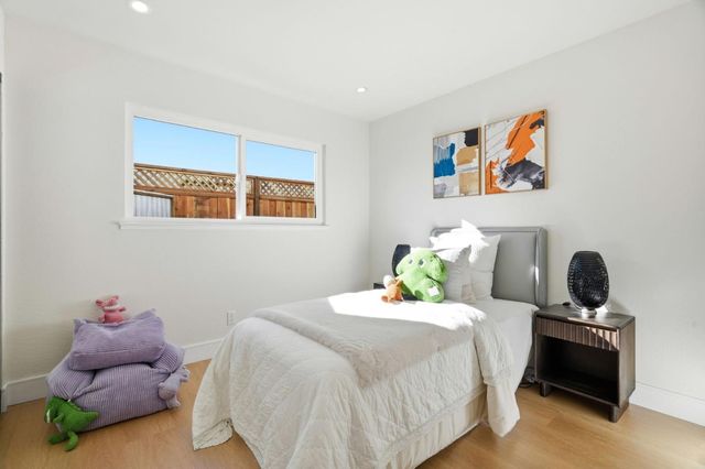 629 Pilgrim Drive, Foster City, CA 94404